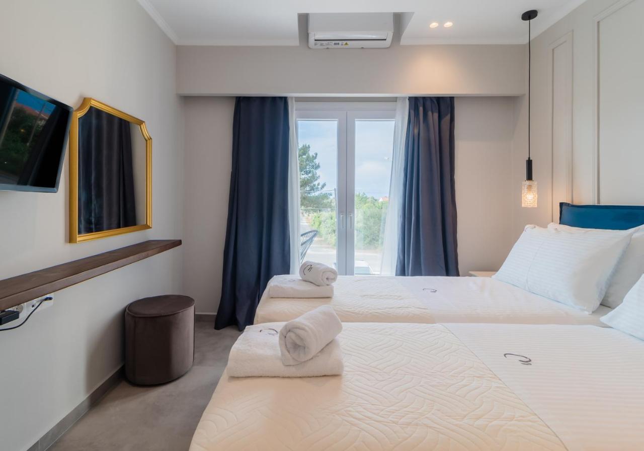 Melena Premium Suites Roda  Buitenkant foto