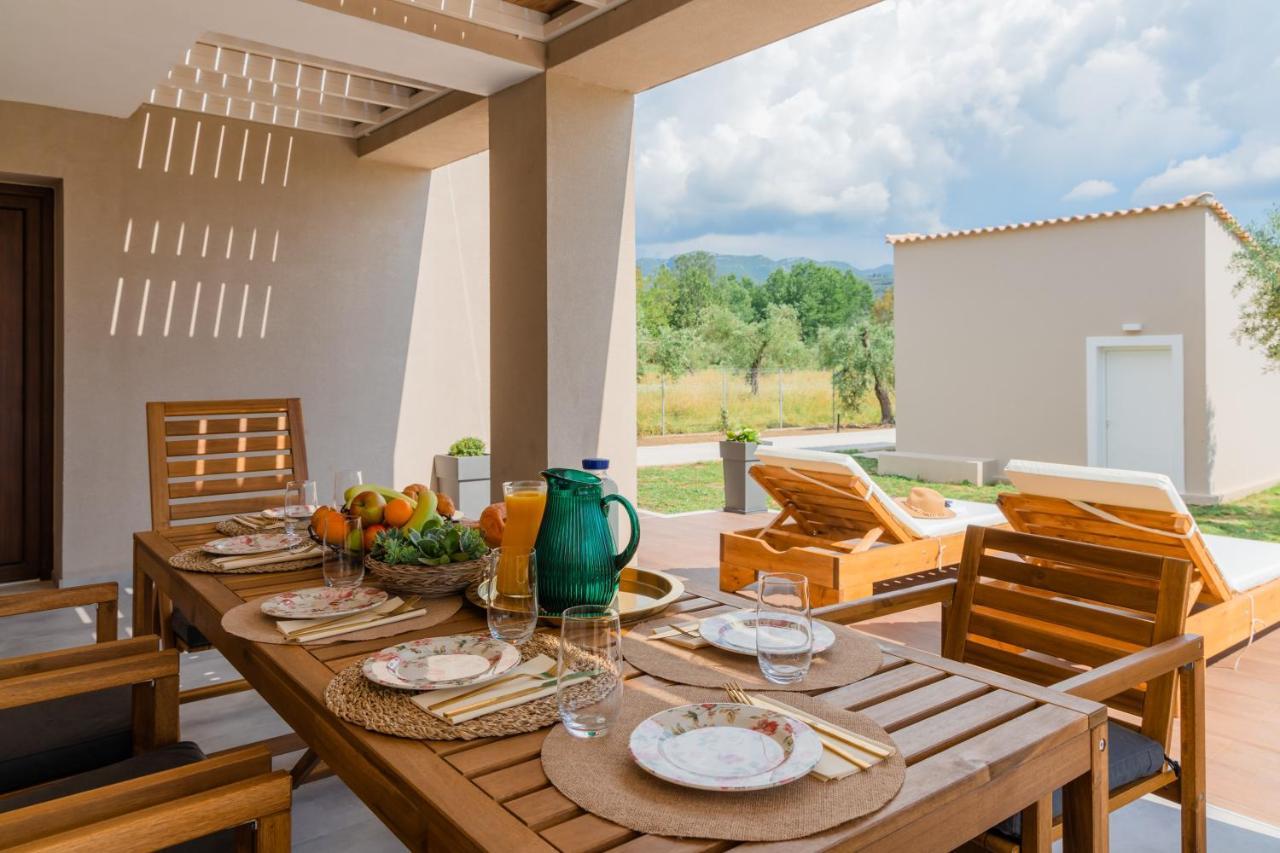 Melena Premium Suites Roda  Buitenkant foto