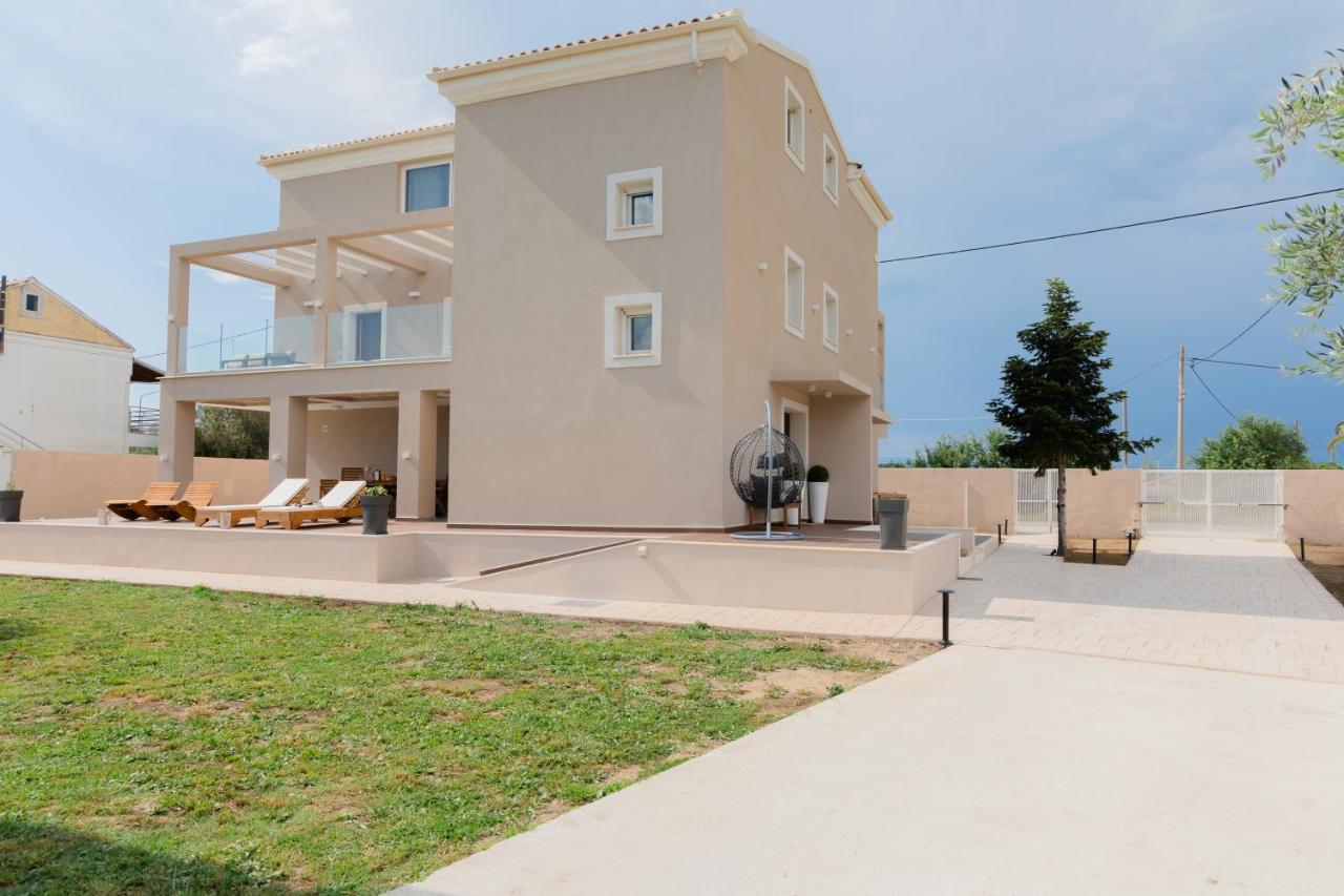 Melena Premium Suites Roda  Buitenkant foto
