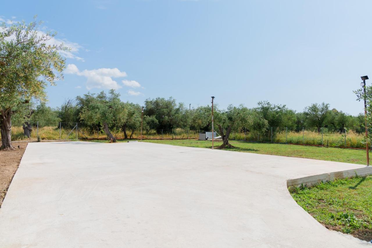 Melena Premium Suites Roda  Buitenkant foto